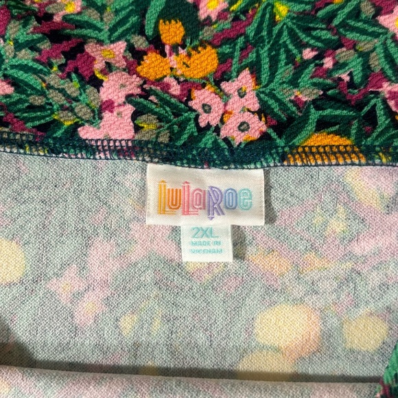 LuLaRoe Women’s Cassie Pencil Skirt/Size: 2XL /Color: Multi, Floral Design (NWT) - Picture 3 of 7